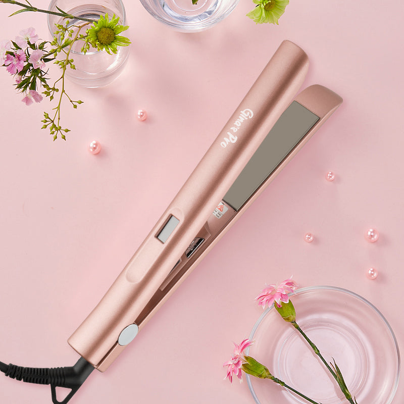 Placă de păr din titan profesională pentru îndreptare și ondulare Gina’s Pro